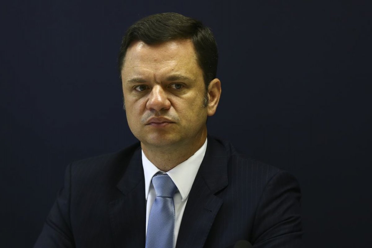 Defesa de Anderson Torres pede que STF revogue prisão preventiva