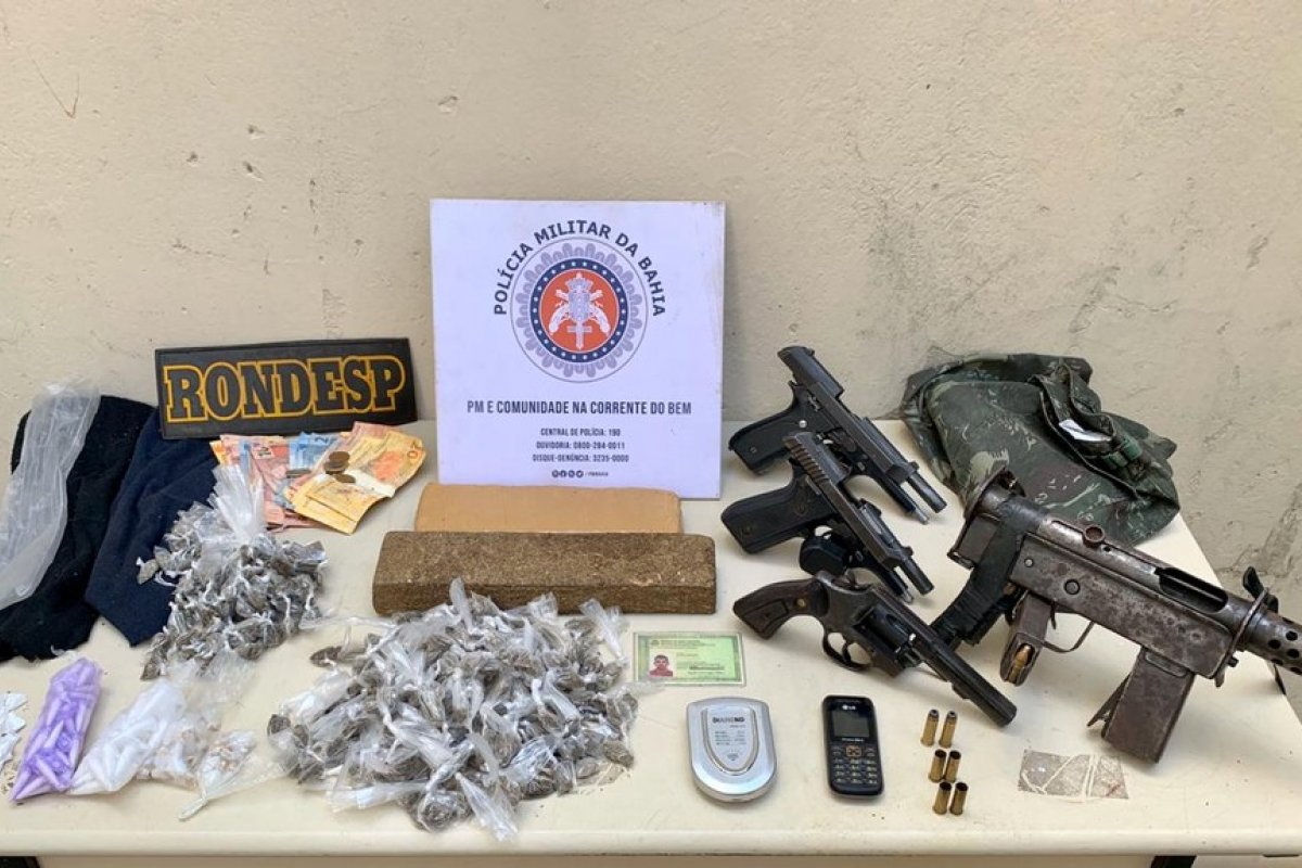 Quatro suspeitos de tráfico morrem em confronto com PMs em Salvador