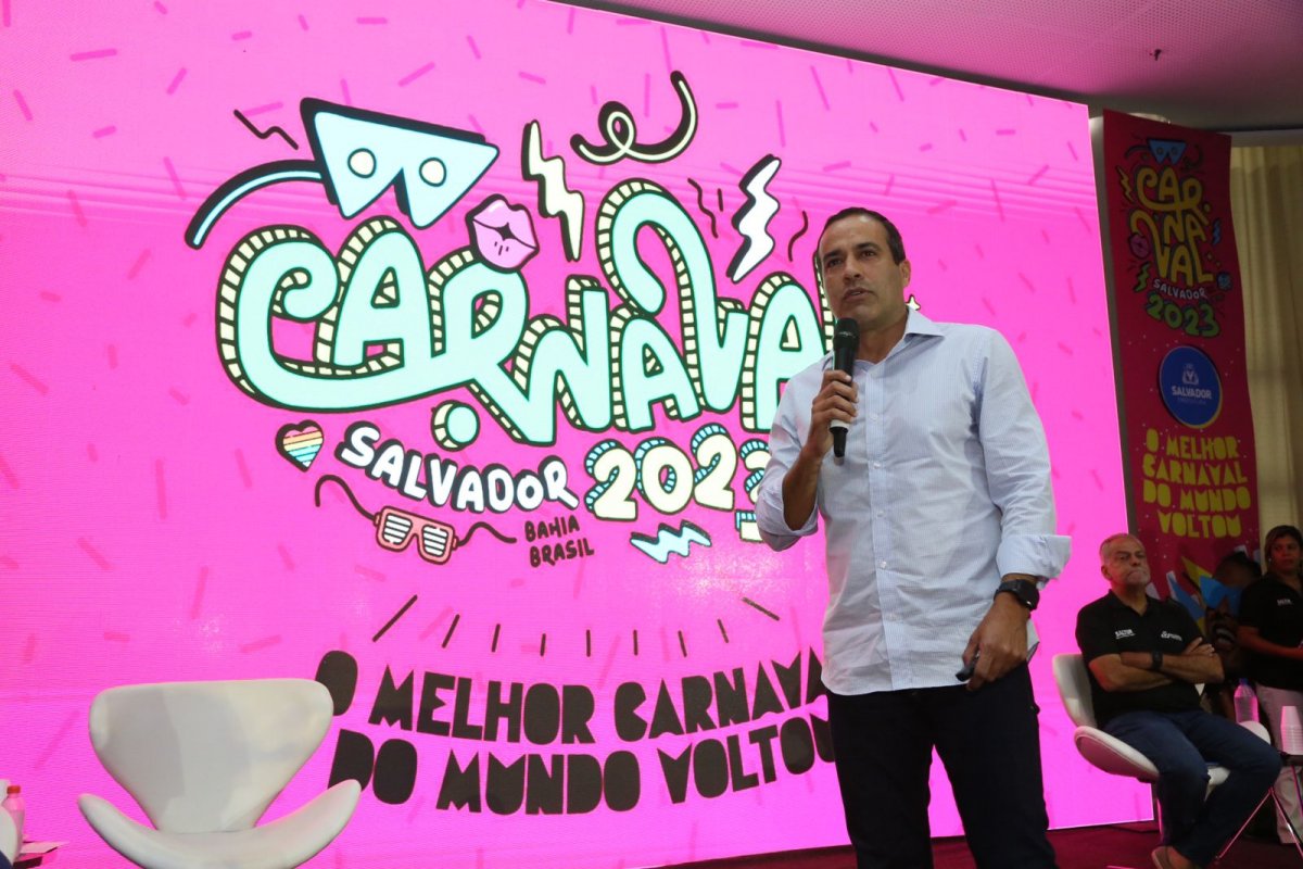Carnaval de 2023 terá 1.000 atrações para compensar 1.000 dias sem festa, diz Bruno Reis