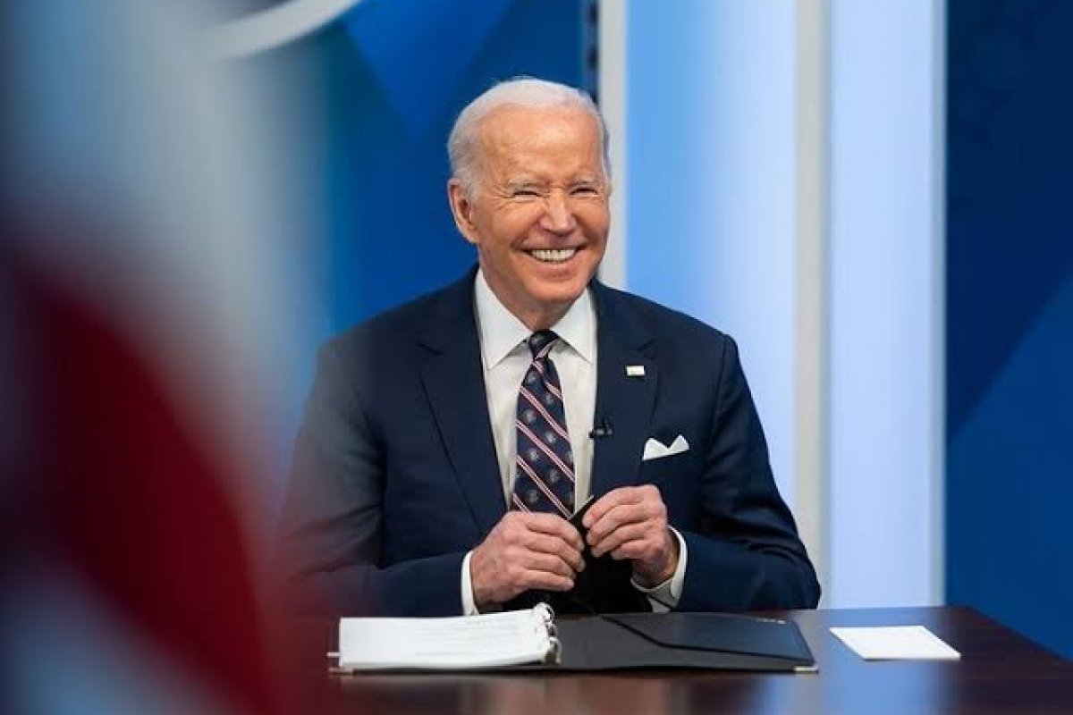 Joe Biden diz que não hesitará em defender os interesses dos Estados Unidos contra a China