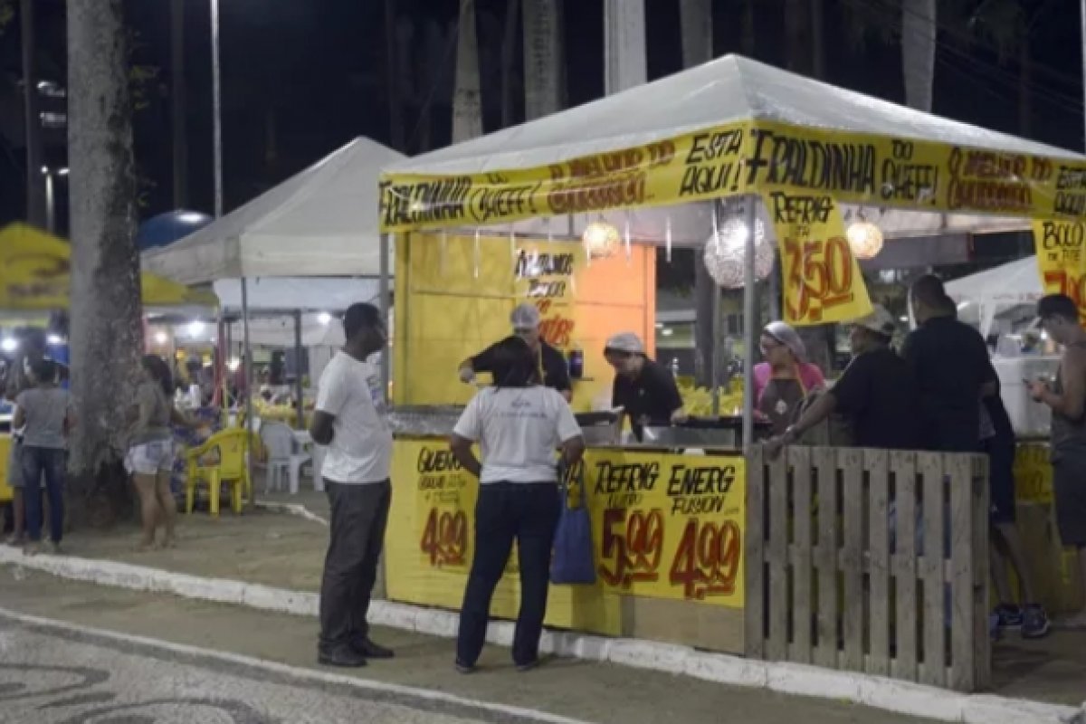 Credenciamento de ambulantes para o carnaval de Salvador começa nesta quarta-feira (8)