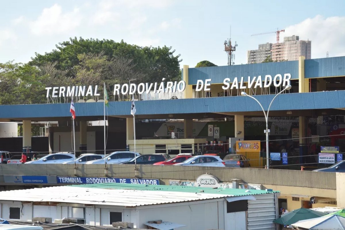 Carnaval 2023: terminais rodoviários e aeroportos regionais da Bahia terão horários extras