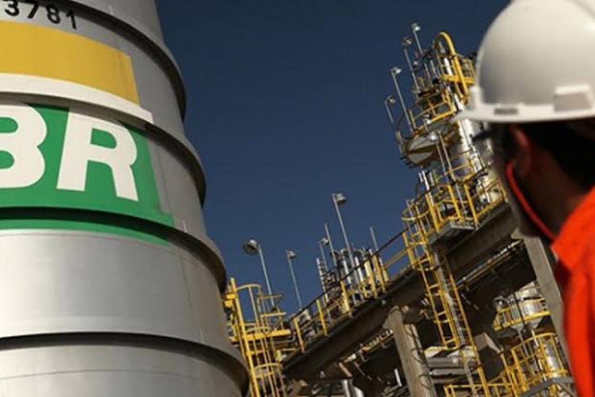 Petrobras abre novo concurso público nesta quinta-feira (9)