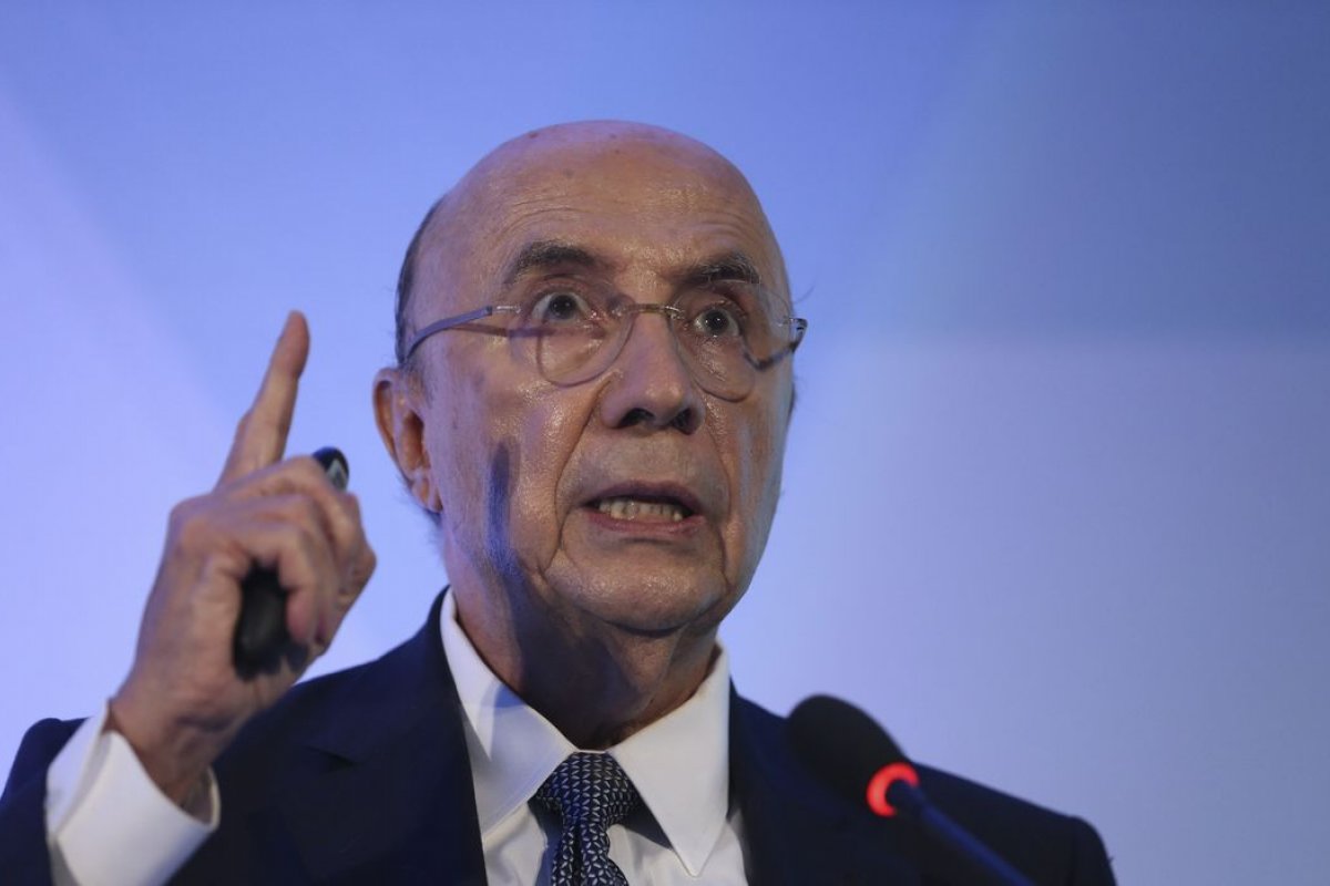Meirelles diz que pedido de Lula para remoção do presidente do BC é uma 'contradição enorme'