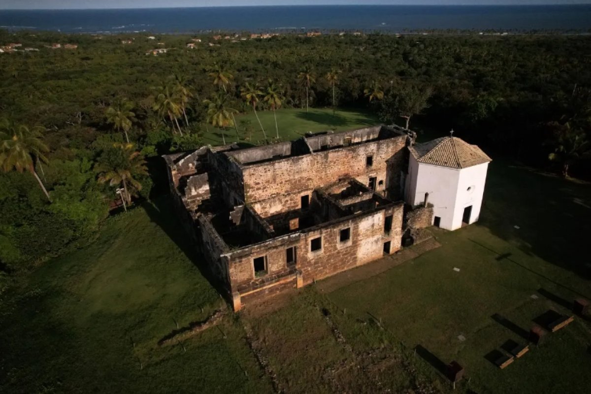 Festival Mapping do Castelo acontece a partir desta sexta (10) em Praia do Forte