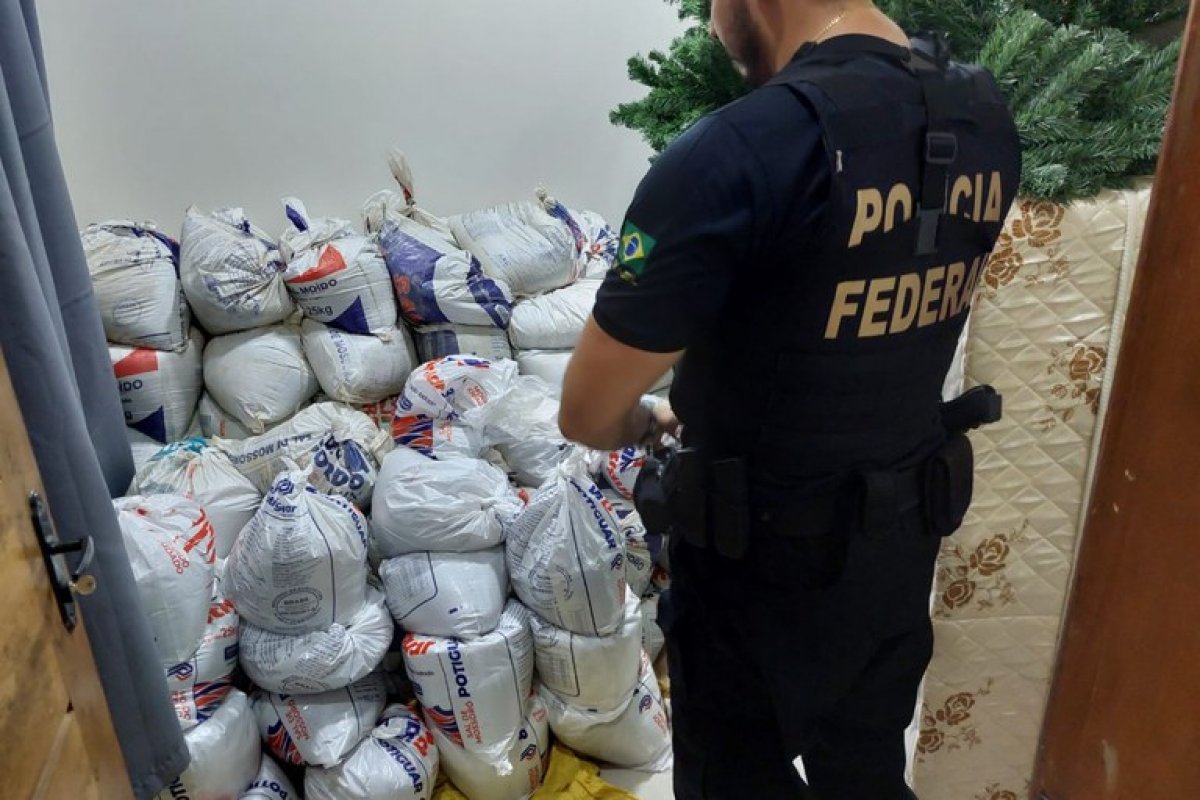 PF deflagra operação contra lavagem de dinheiro advindo de ouro ilegal em Roraima