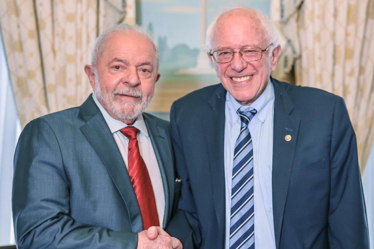 Lula se reúne com o senador norte-americano Bernie Sanders em visita aos Estados Unidos