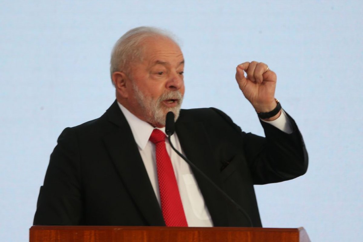 “Vamos chegar a desmatamento zero na Amazônia", diz Lula em reunião com Joe Biden