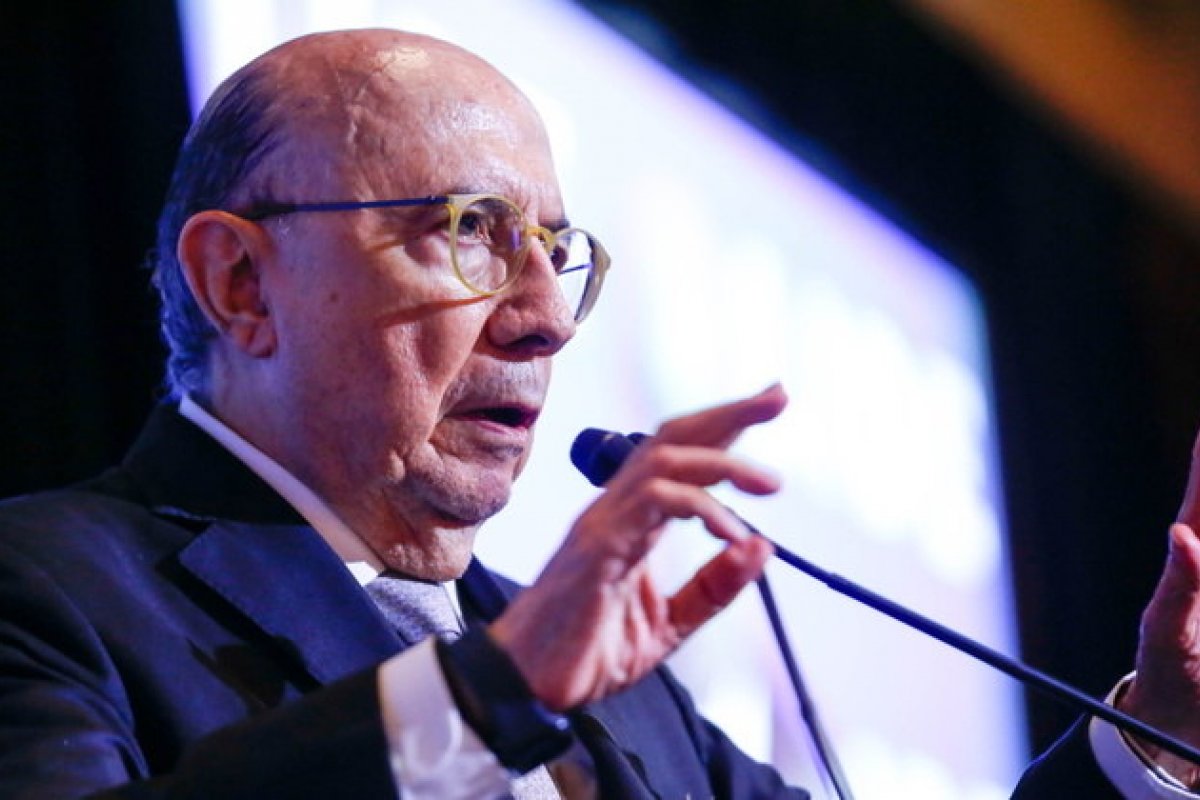 Meirelles diz que Dilma não é pessoa mais adequada para assumir Banco Brics