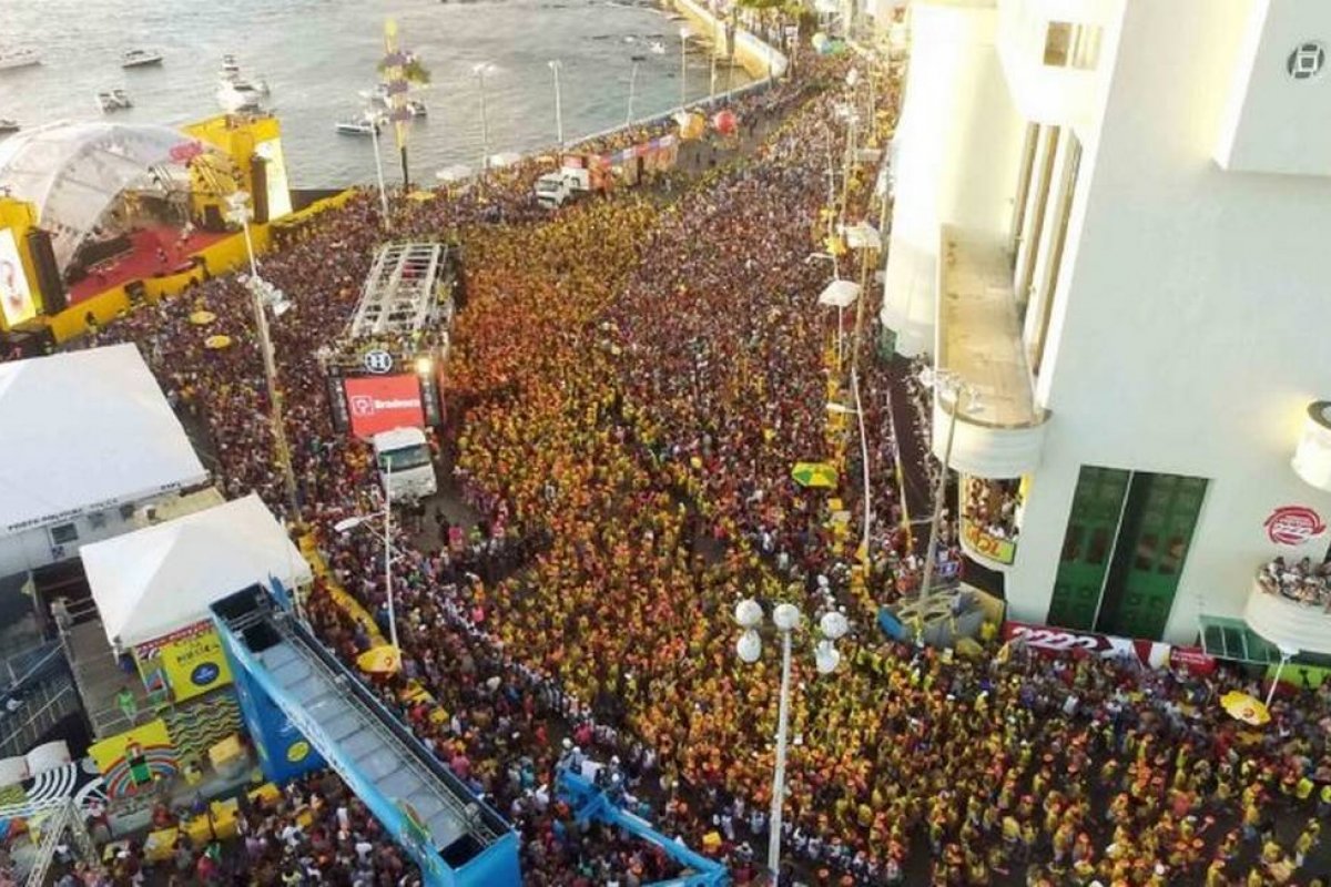 Salvador finaliza últimos preparativos para o Carnaval; abertura oficial da festa ocorre na próxima quinta (16)