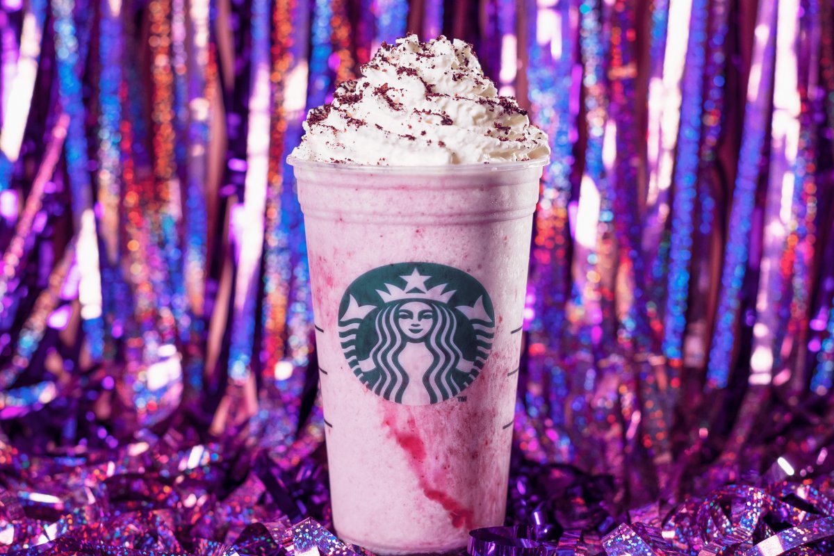 Starbucks Brasil lança novo sabor de Frappuccino® para o Carnaval!