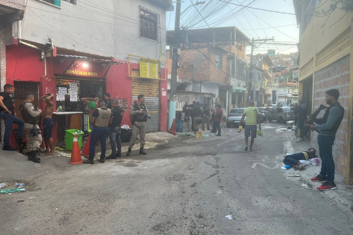 Operação Garrote: Draco cumpre mandados de busca e apreensão contra suspeitos de tráfico de drogas em Salvador; veja vídeo