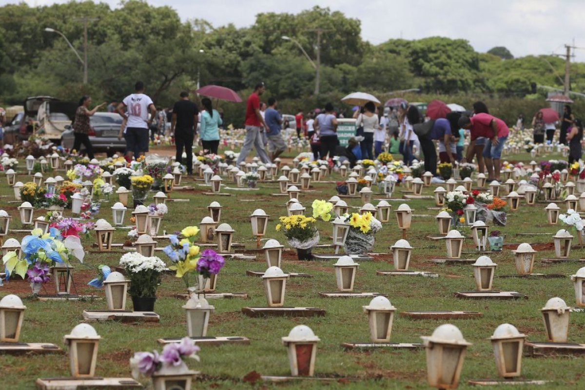 Mortalidade desacelera na Bahia entre 2020 e 2021, aponta IBGE
