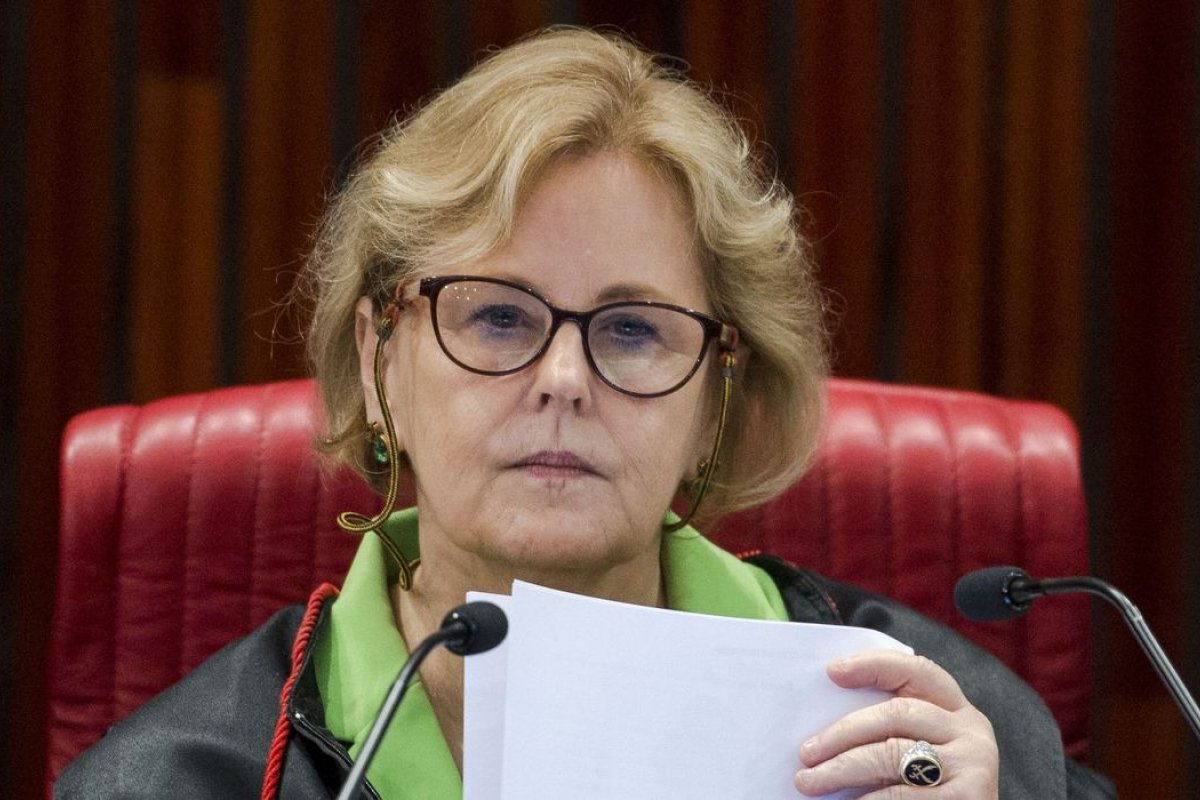 Rosa Weber nega pedido de deputado para investigar Lula