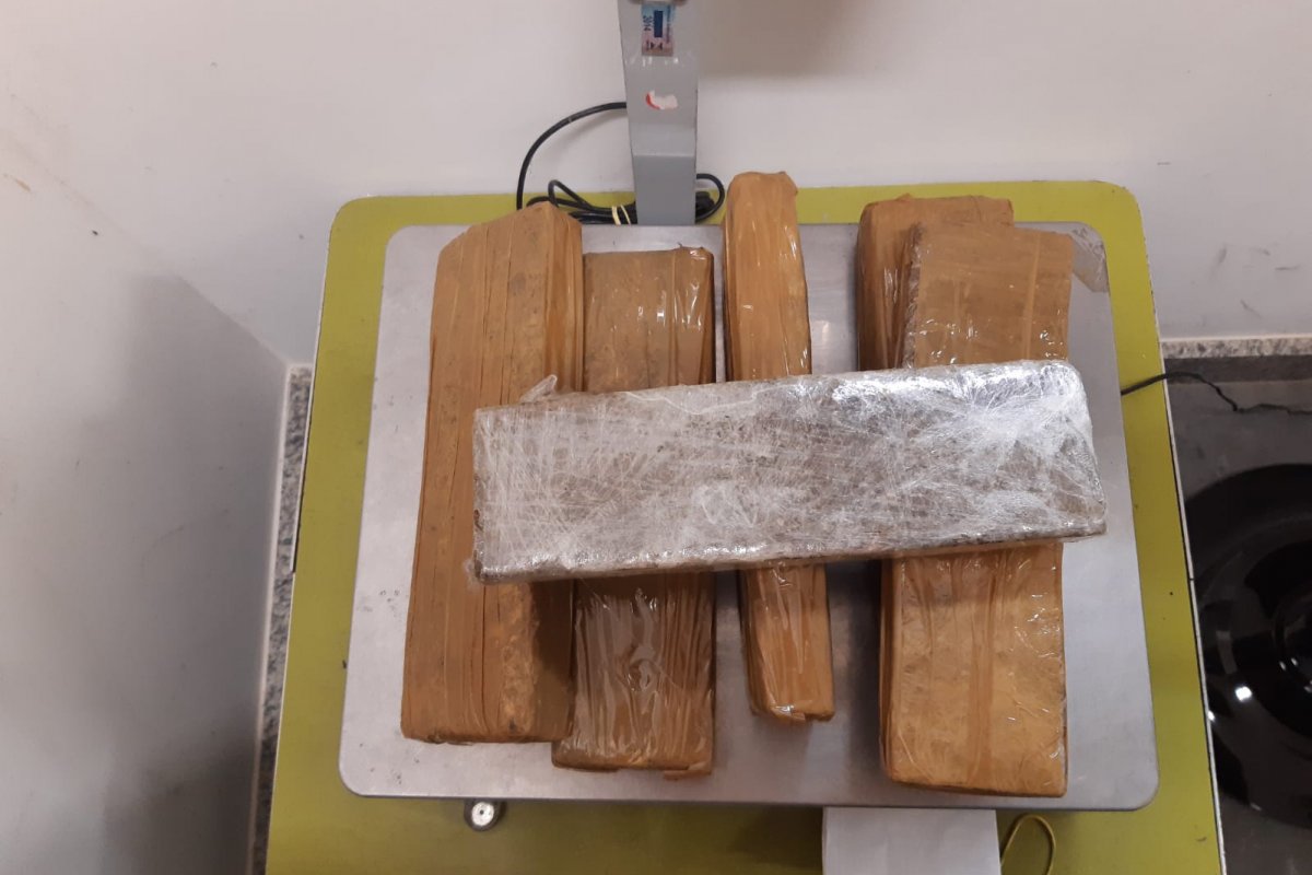 Receita Federal apreende 4kg de maconha e 1 milhão de mercadorias em operação nos Correios