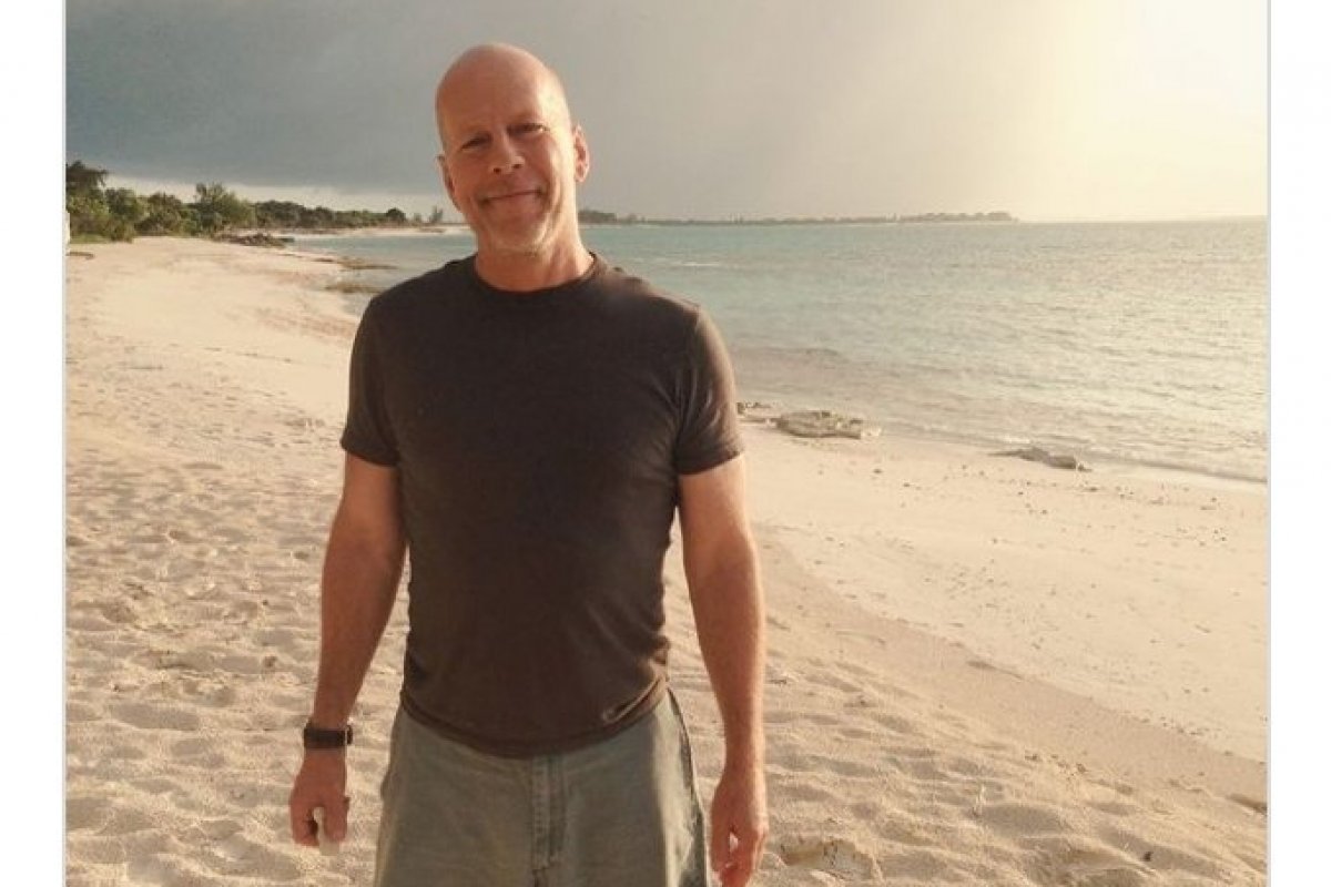 Ator Bruce Willis é diagnosticado com demência!