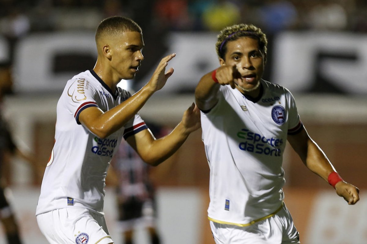 Bahia vira sobre Atlético de Alagoinhas e consegue primeiro triunfo na Copa do Nordeste
