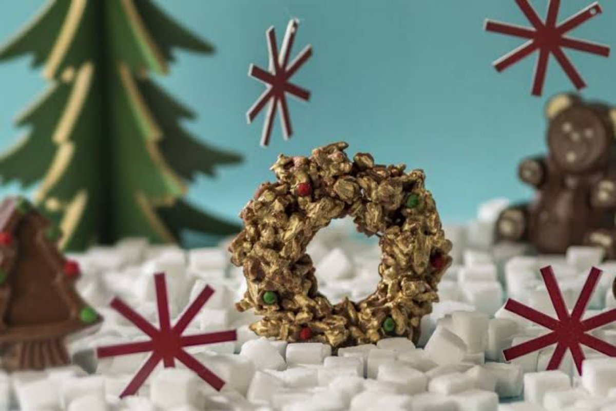 Aprenda a fazer maquiagem para arrasar no Natal