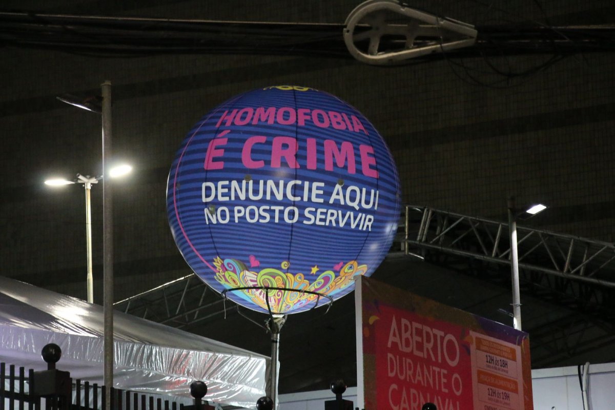 Homem é preso em flagrante por transfobia no circuito Campo Grande, em Salvador