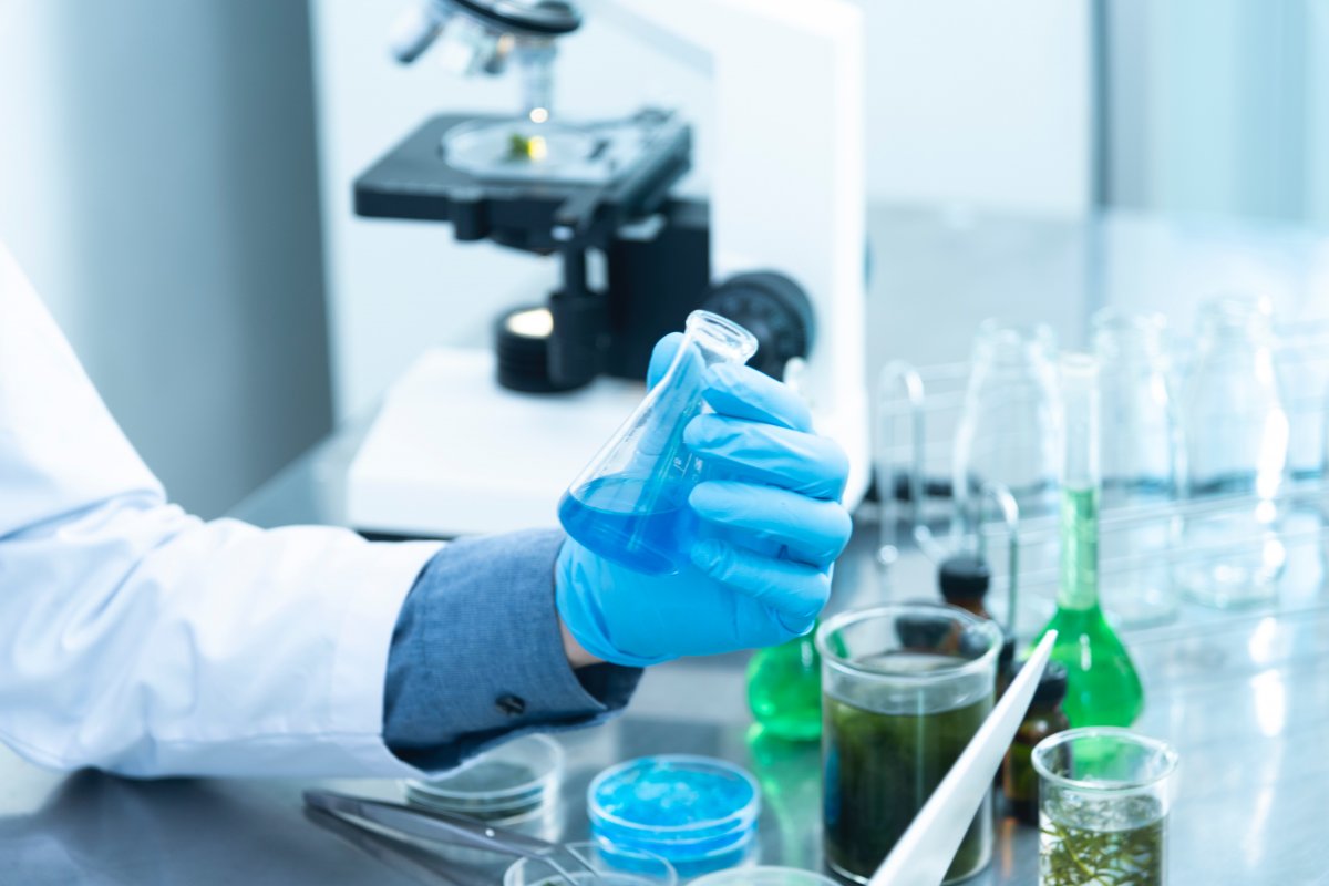 Estudo afirma que imunidade gerada pela infecção natural por Covid-19 permanece alta por 10 meses