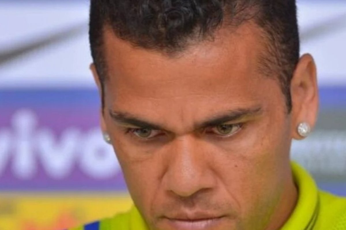 Daniel Alves afirma que foi assediado sexualmente por suposta vítima de estupro