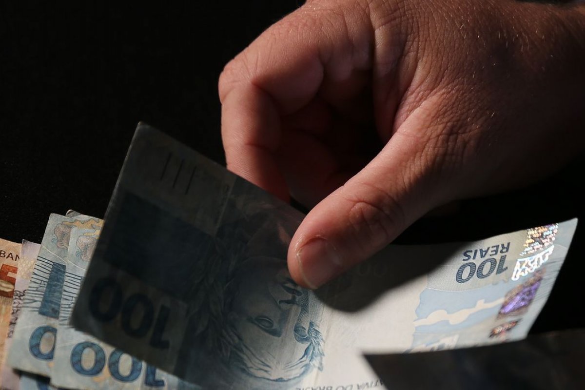 Beneficiários com NIS de final 6 recebem o Bolsa Família nesta quarta (22)