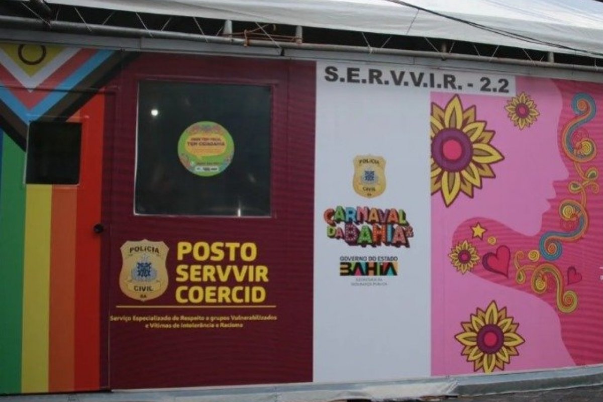 Homem é preso em flagrante suspeito de se masturbar em carnaval de Salvador