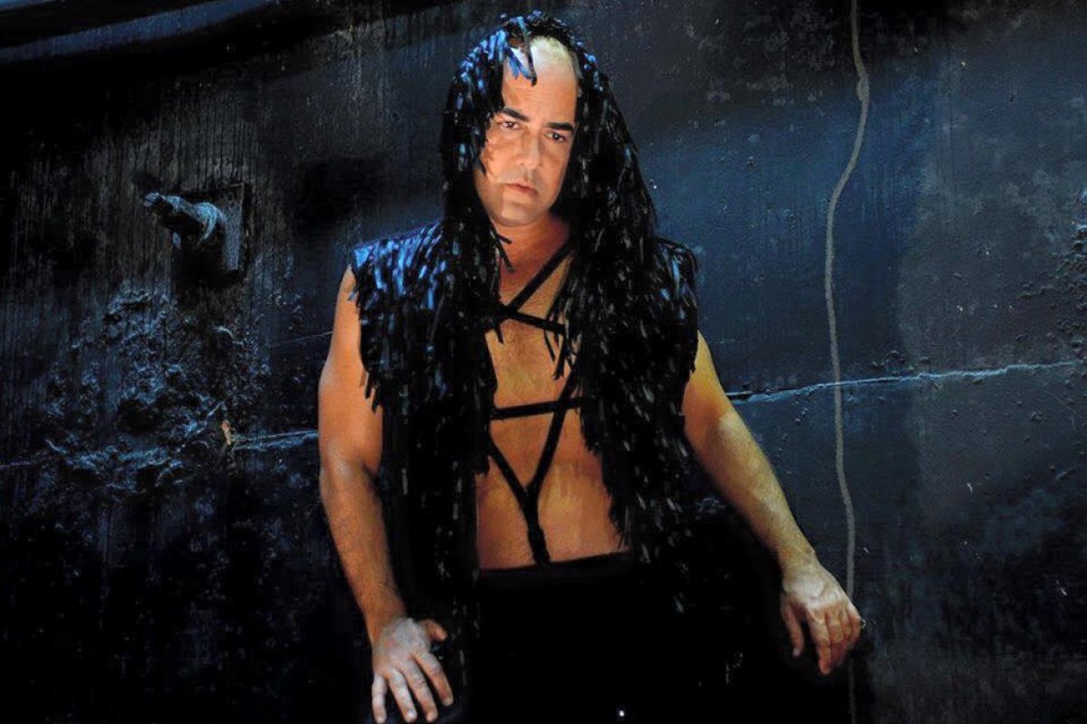 Ricardo Castro apresenta espetáculo "Sexo, Drogas & Axé Music" em Salvador