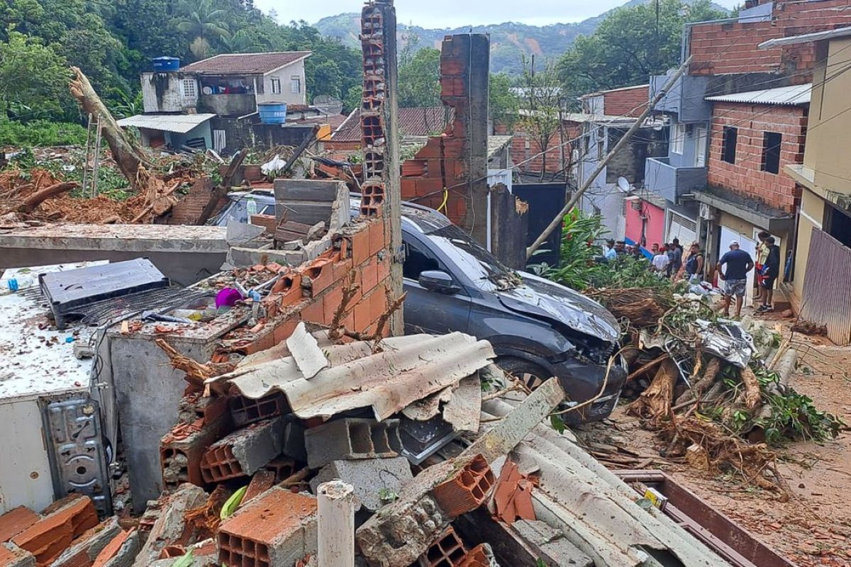 INSS adianta benefícios a moradores de regiões afetadas por chuvas em São Paulo
