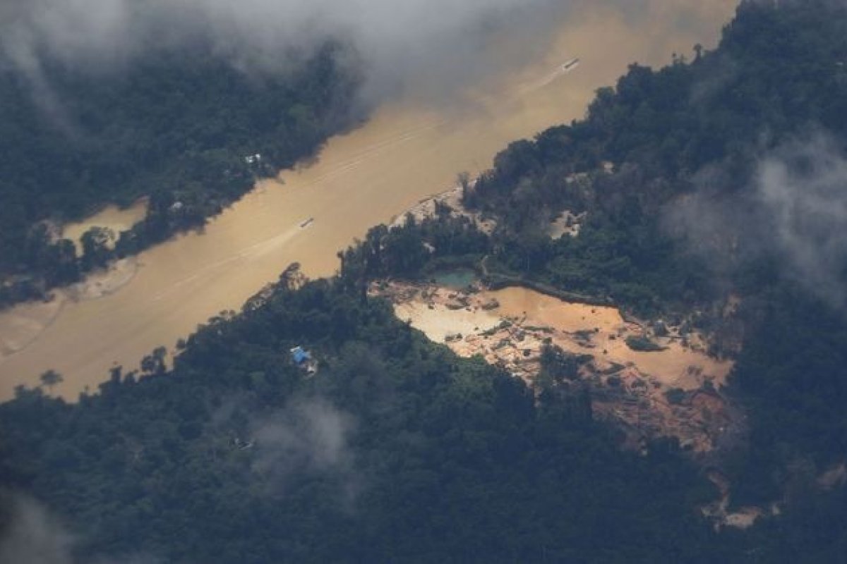 FAB inicia novo bloqueio do espaço aéreo em terra yanomami em 6 de abril
