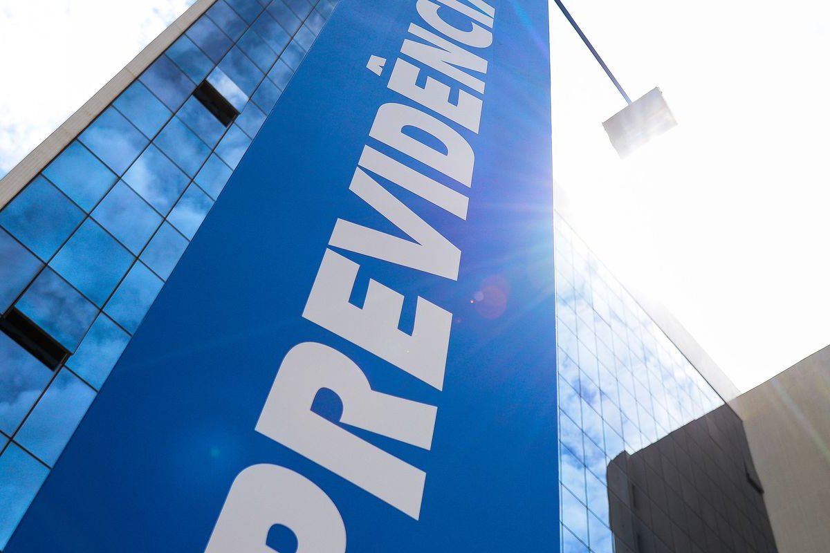 Fila da Previdência tem 1,8 milhão de segurados à espera de atendimento