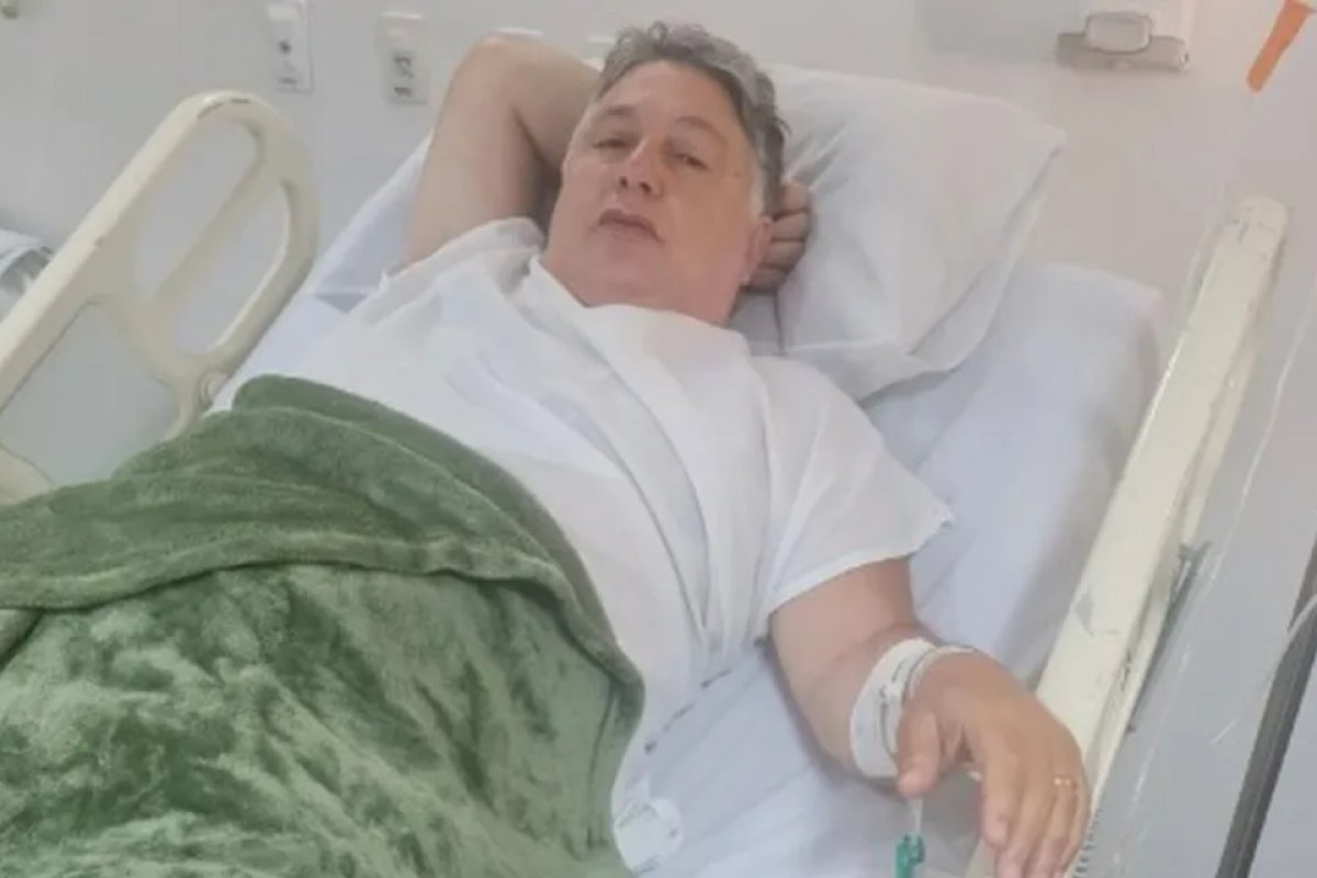 "Passo bem", diz ex-governador Anthony Garotinho após passar por cirurgia