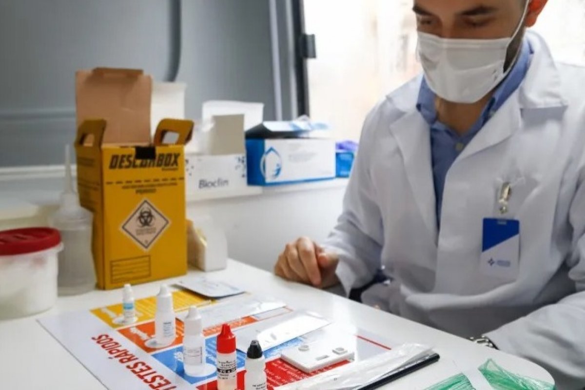 Mais de um milhão de pessoas têm HIV no Brasil, diz Ministério da Saúde