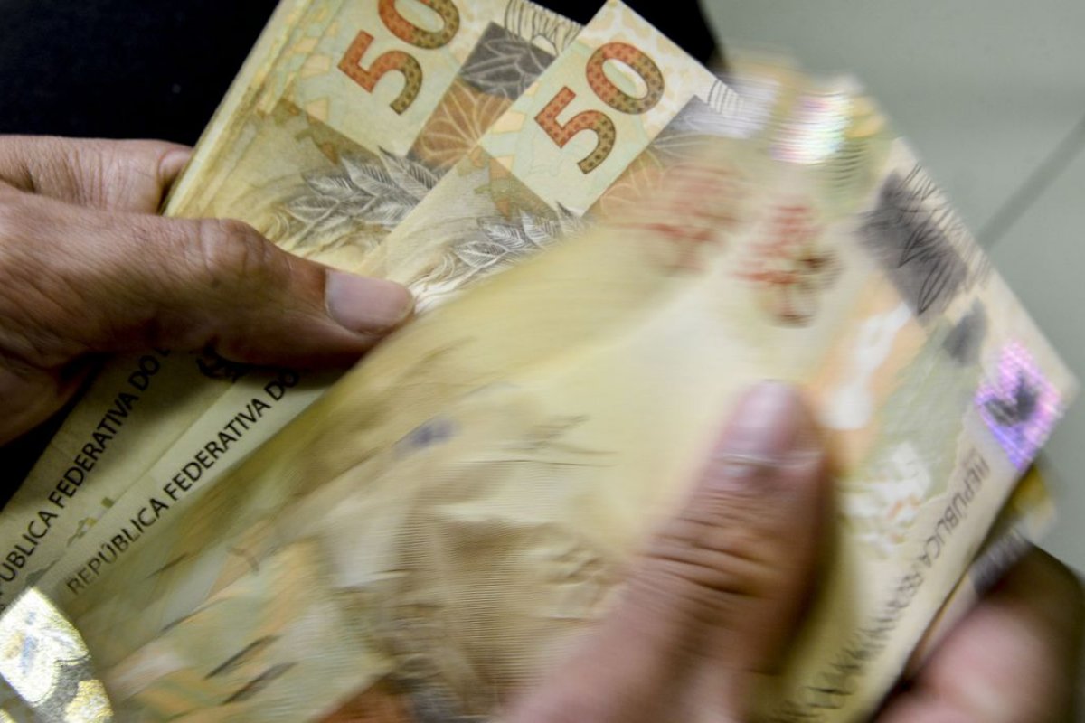 Caixa realiza pagamento do Bolsa Família a beneficiários com NIS final 9