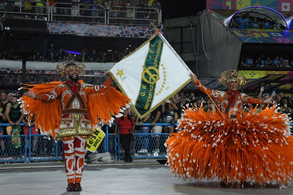 Desfile das Campeãs do Rio de Janeiro: seis escolas voltam à Sapucaí neste sábado