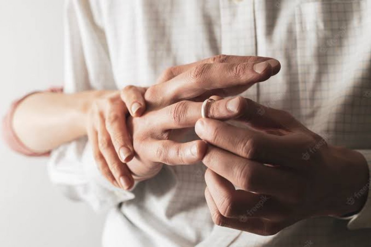 Vídeo: Fidelidade não é essencial para configuração de união estável, diz STJ