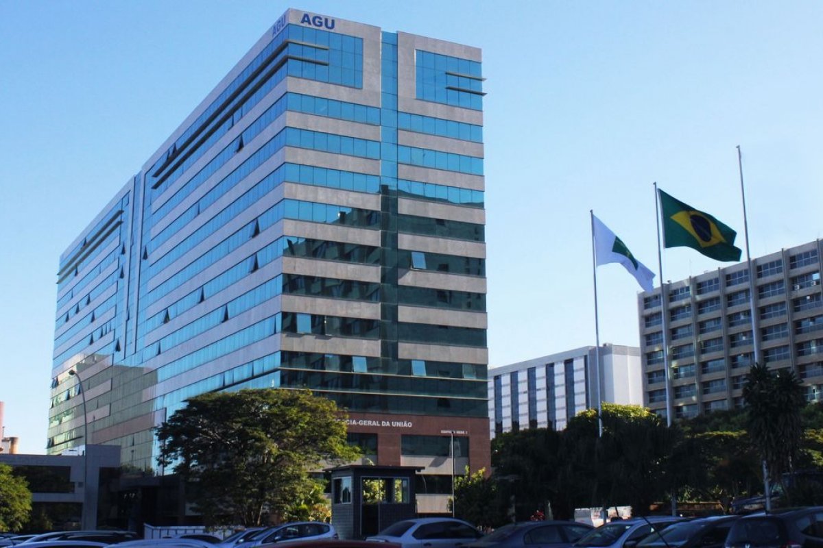 AGU cria comitê para promover inclusão de minorias