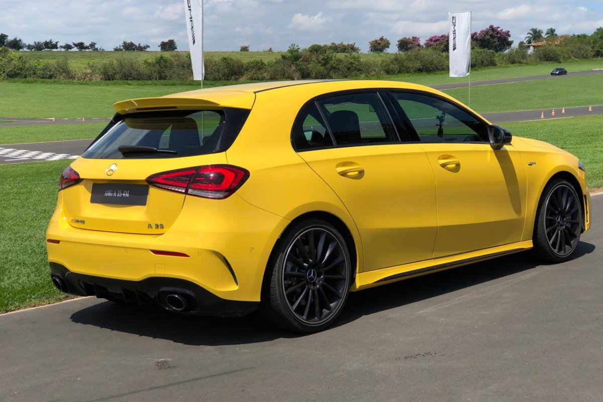 Novo Mercedes AMG A35 é esportivo de bolso que aceleramos em SP