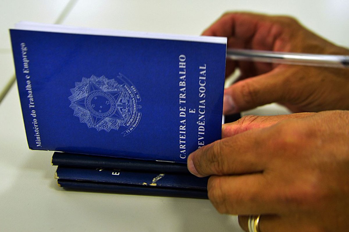 IBGE: Bahia registra queda em taxa de desemprego em 2022