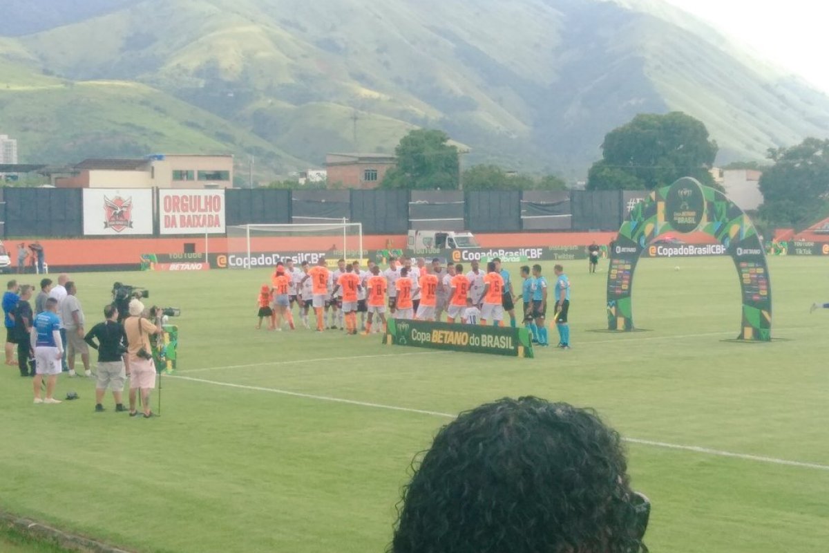 Crise sem fim: Vitória perde para Nova Iguaçu e dá adeus a Copa do Brasil na primeira fase