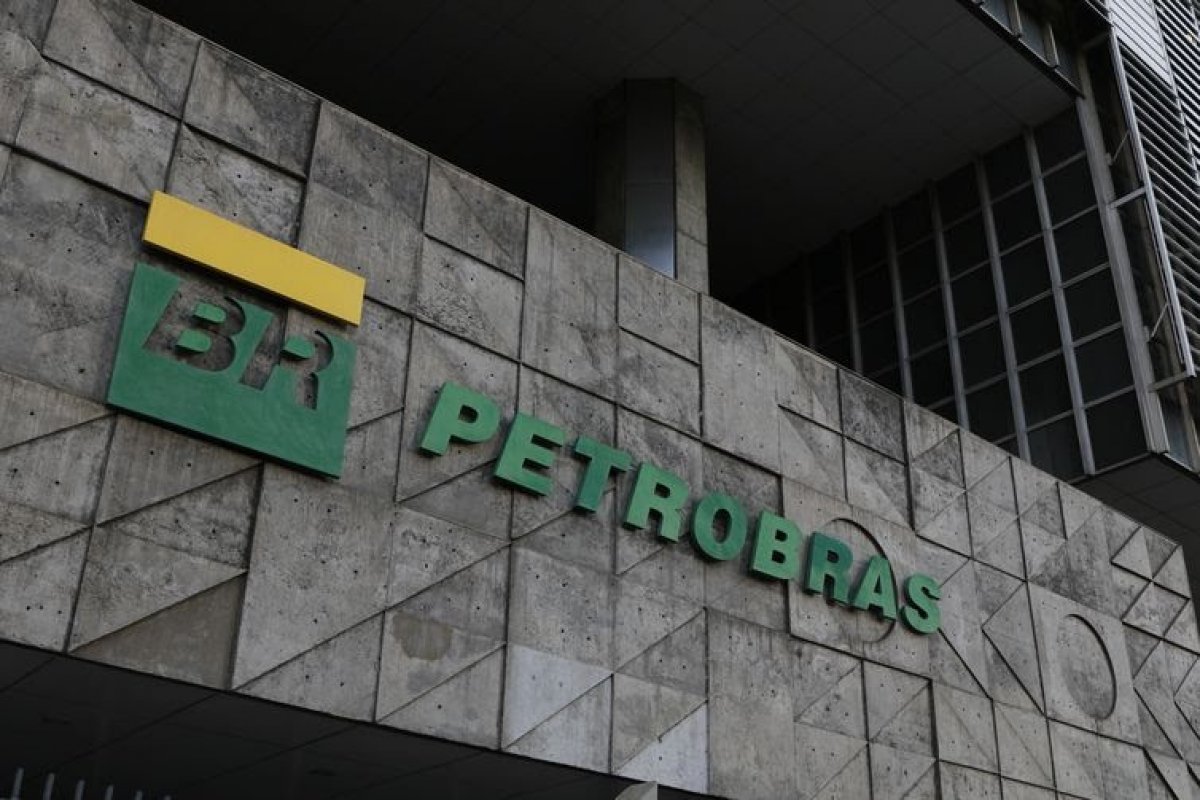 Petrobras registra lucro líquido de R$ 188,3 bilhões em 2022, maior valor anual da história para estatal