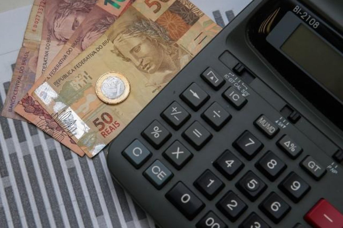 Governo fará leilão para renegociação de dívidas de negativados com programa Desenrola