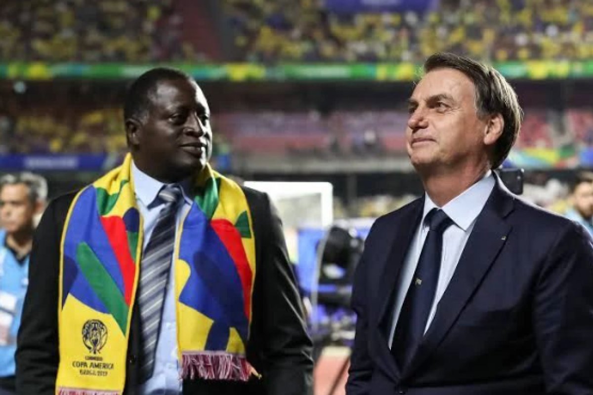 Justiça do Rio condena deputado Hélio Bolsonaro a indenizar em R$ 50 mil os irmãos Luccas e Felipe Neto