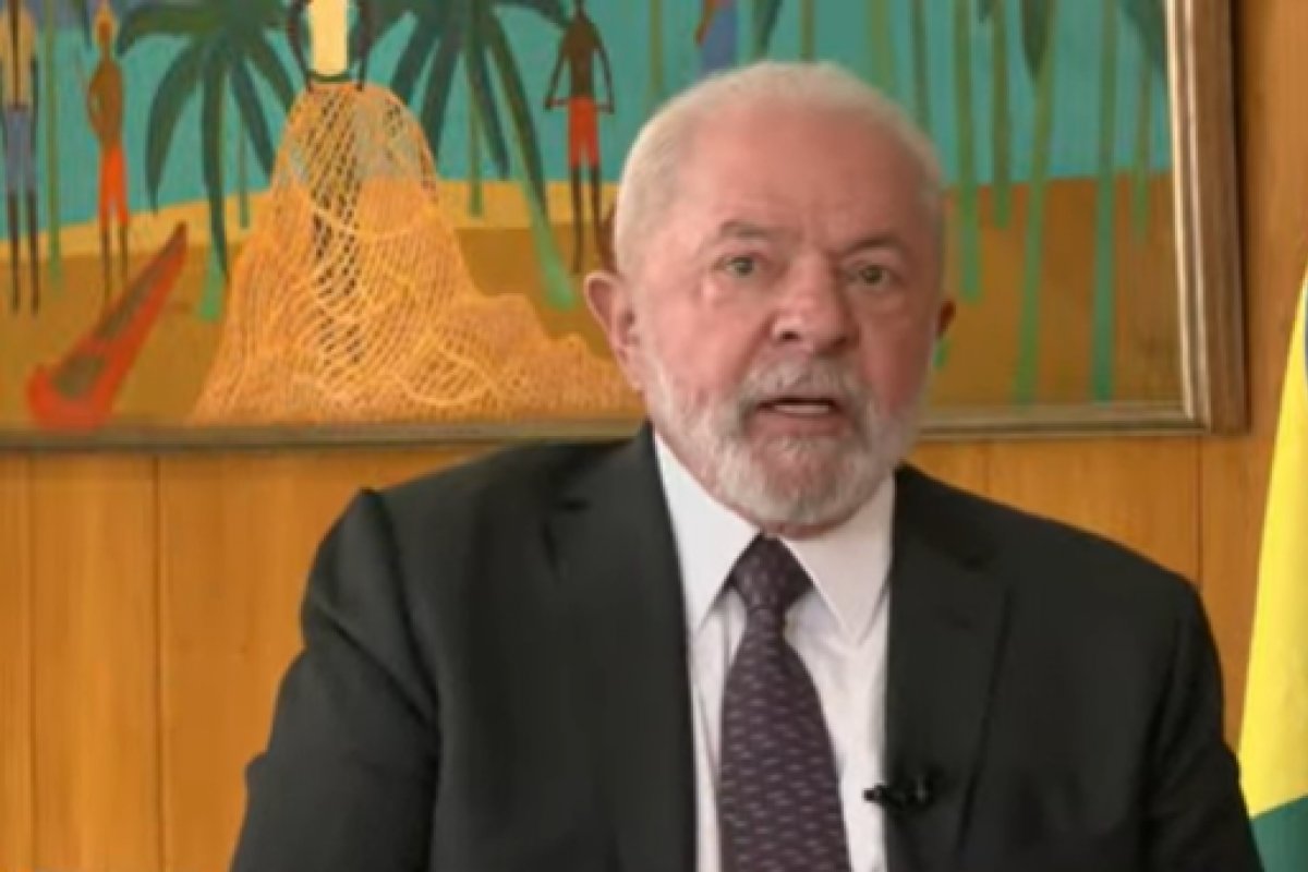 "Caso tenha evidência, sairá do governo", diz Lula sobre ministro das Comunicações suspeito de favorecer empreiteira