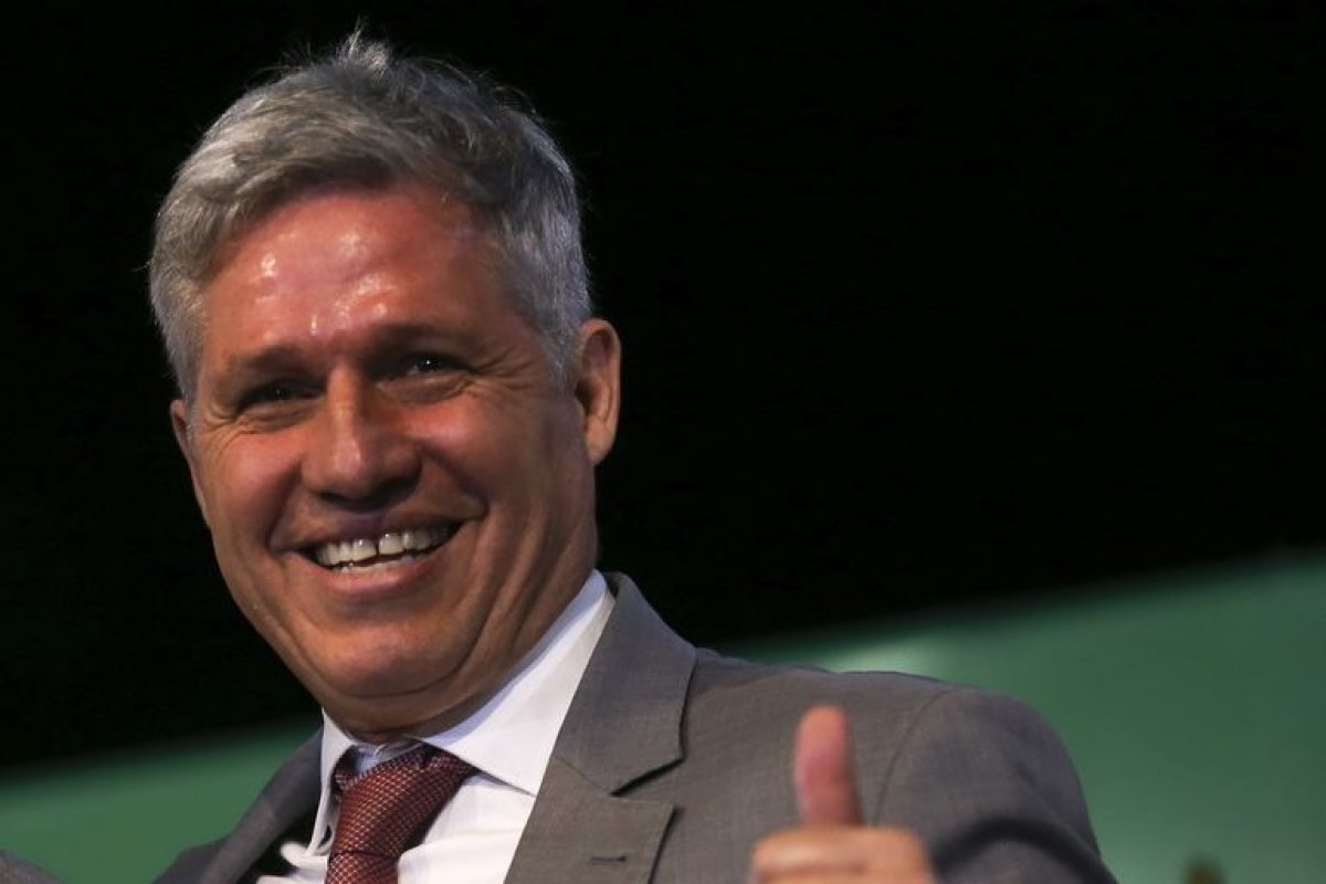 Governo se coloca como mediador de negociação entre MST e empresa