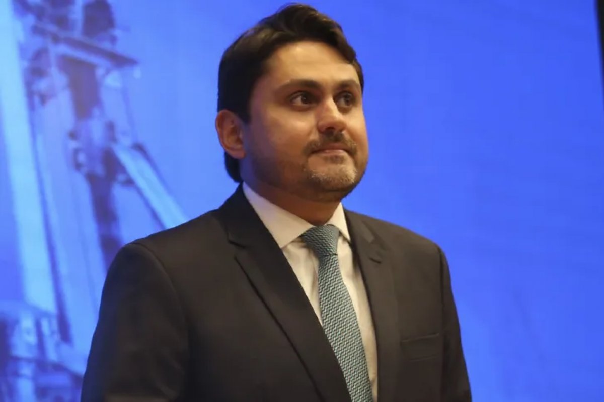 Partido Novo aciona a PGR contra ministro das Comunicações