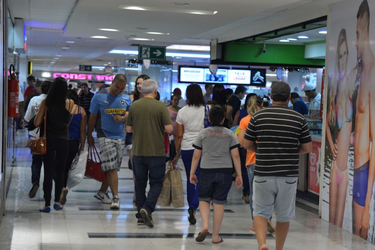 Vendas em shoppings apresentam alta de mais de 15% em janeiro, aponta Abrasce