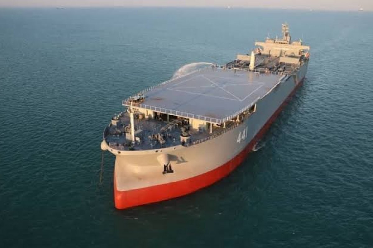 Sob críticas dos EUA, governo brasileiro envia autoridades para cerimônia em navio do Irã atracado no Rio