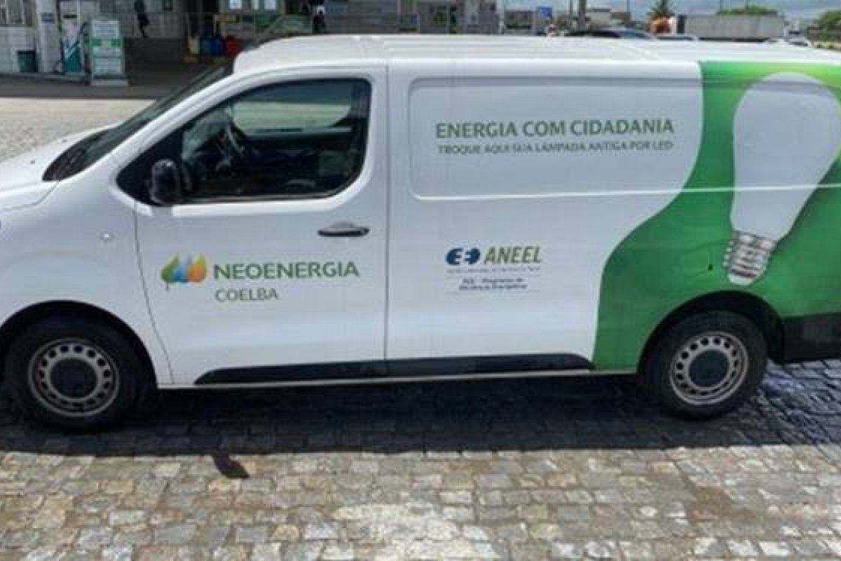 Lauro de Freitas: saiba como receber lâmpadas de graça nesta semana