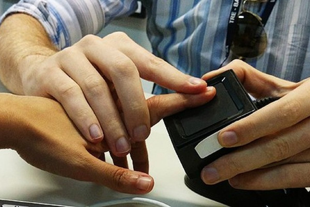 TRE volta a coletar a biometria em atendimento aos eleitores de Salvador